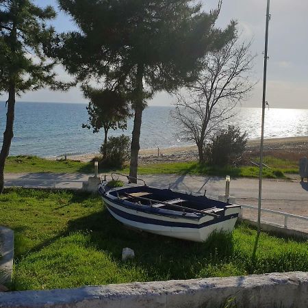 Kariani Beach Apartment Kültér fotó