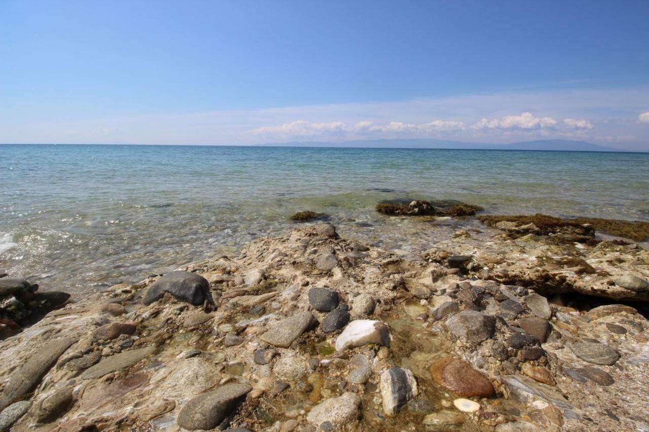 Kariani Beach Apartment Kültér fotó